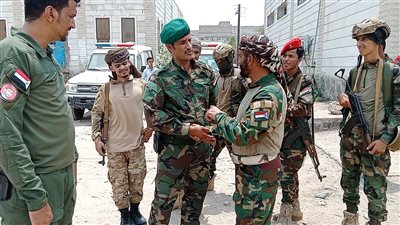 الوكيل المنصوري يشيد بمستوى جاهزية قوات الحزام الأمني بالعاصمة عدن 