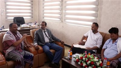 فريق التوجيه والرقابة الرئاسي يطلع على أوضاع مكتب الخدمة المدنية بمحافظة المهرة