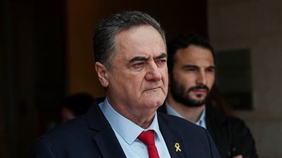 وزير الدفاع الإسرائيلي لعبدالملك الحوثي: سيأتي دورك