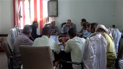 فريق التوجيه والرقابة الرئاسي يطلع على سير العمل التعليمي والإداري في لحج