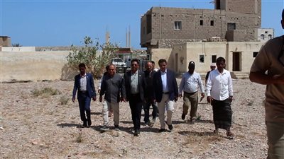 فريق التوجيه والرقابة الرئاسي يزور إذاعة سقطرى المحلية ويؤكد أهمية إعادة بثها