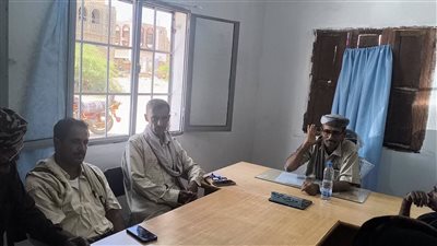 رئيس انتقالي أحور بأبين يناقش مع السلطة المحلية بالمديرية التحديات التربوية