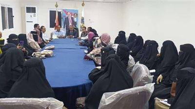 فريق التوجيه والرقابة الرئاسي يلتقي القطاع النسوي في مديريتي الحوطة وتبن