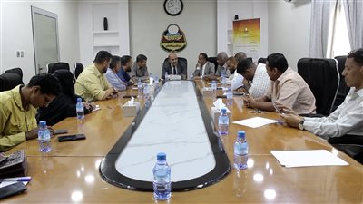 لقاء بساحل حضرموت يناقش الوضع التربوي والتعليمي بمديرية بروم ميفع