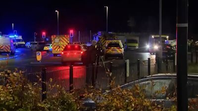 إصابة 10 أشخاص بحادثة طعن داخل قطار في بريطانيا 